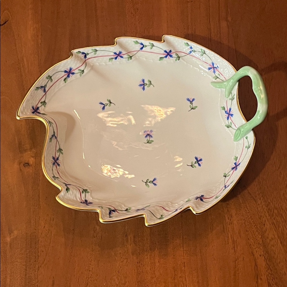 Herend Hungary 200 PBG Porcelain 9.25” Blue Garland Thistle Leaf Shaped Tray VTG